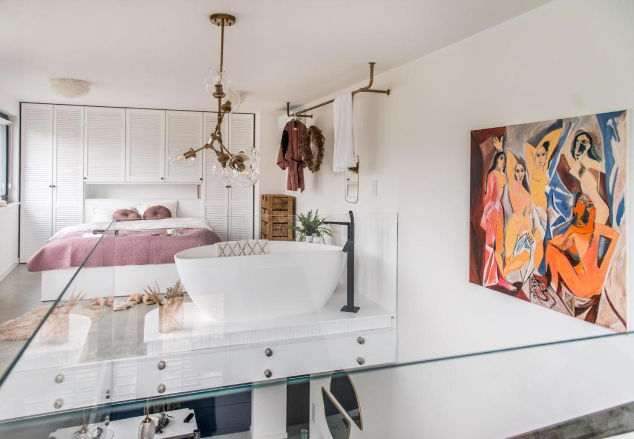 Hedo & Art Loft - Old Town Apartment พอซนาน ภายนอก รูปภาพ