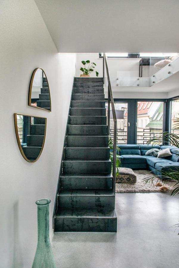Hedo & Art Loft - Old Town Apartment พอซนาน ภายนอก รูปภาพ