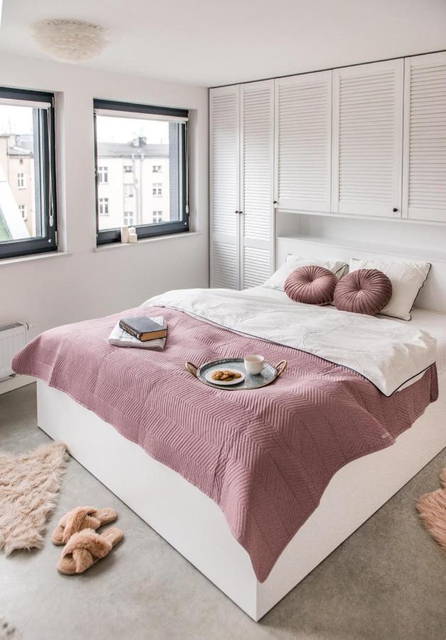 Hedo & Art Loft - Old Town Apartment พอซนาน ภายนอก รูปภาพ